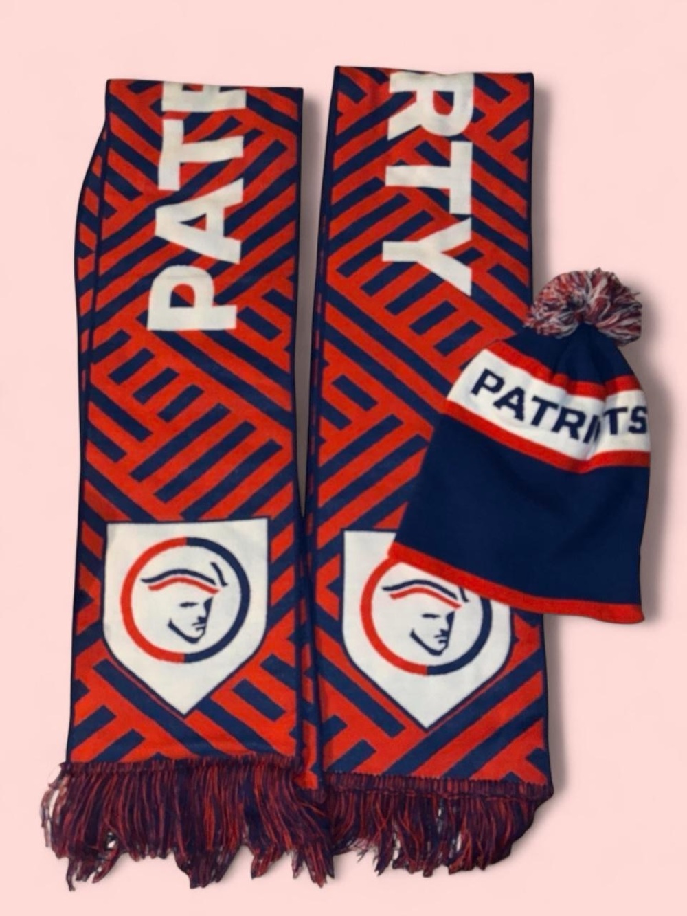 Patriots & Liberty - 2 Scarves & Beanie Set 🧣